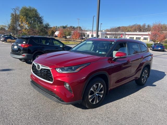 2021 toyota highlander xle