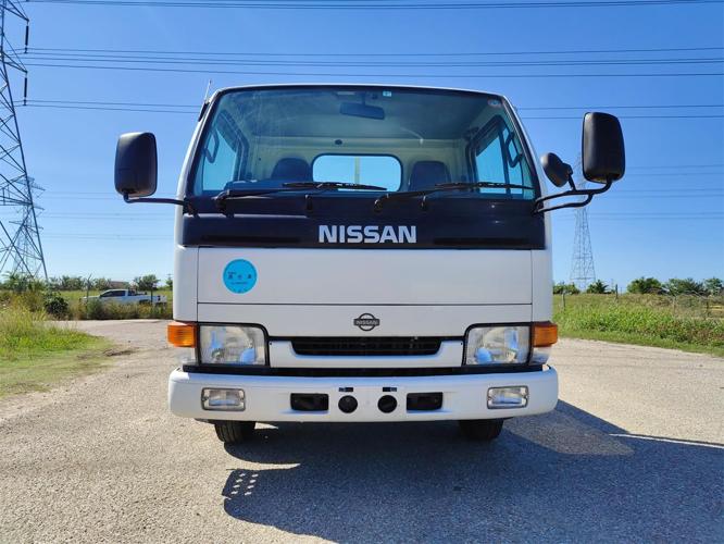 1997 nissan atlas in freeport, texas