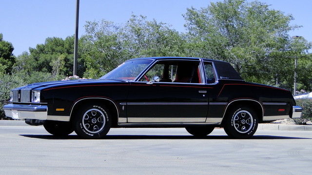 1978 oldsmobile cutlass supreme coupe 49,000 orig mi.5.0 v8 one famliy owned!!