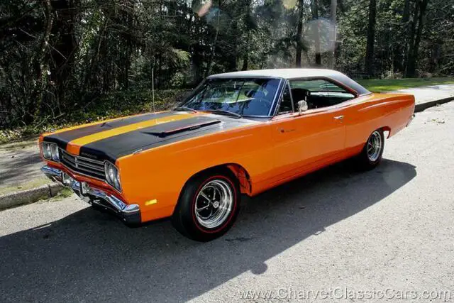 1969 plymouth roadrunner hemi hardtop. 4-speed. the real deal. video