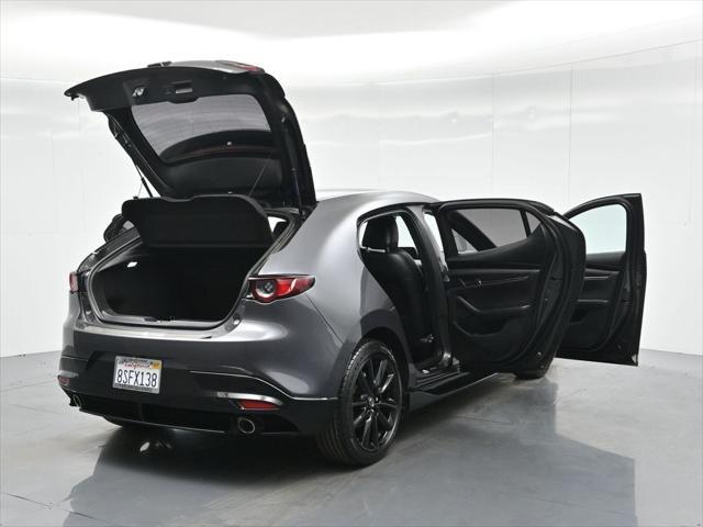 2020 mazda mazda3 fwd w/premium package