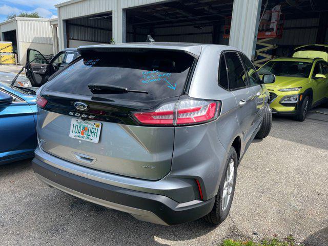2022 ford edge sel