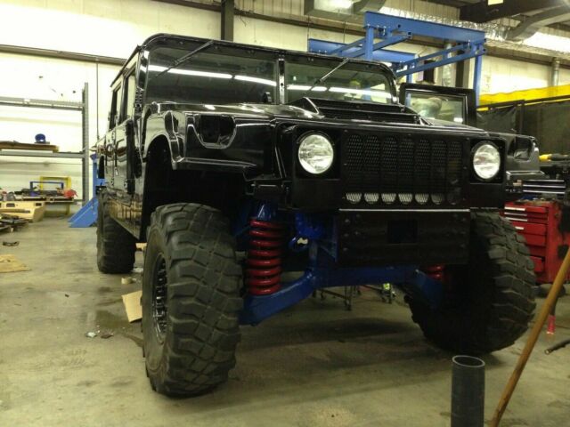hummer h1 rebuilt from ground up on completely new chassis and drivetrain