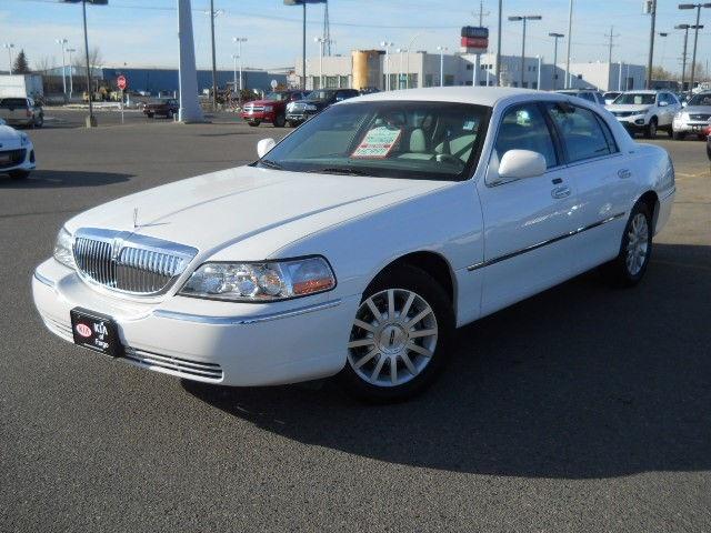2006 lincoln town car signature for sale in fargo, north dakota