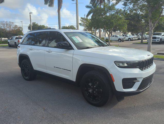 2024 jeep grand cherokee altitude
