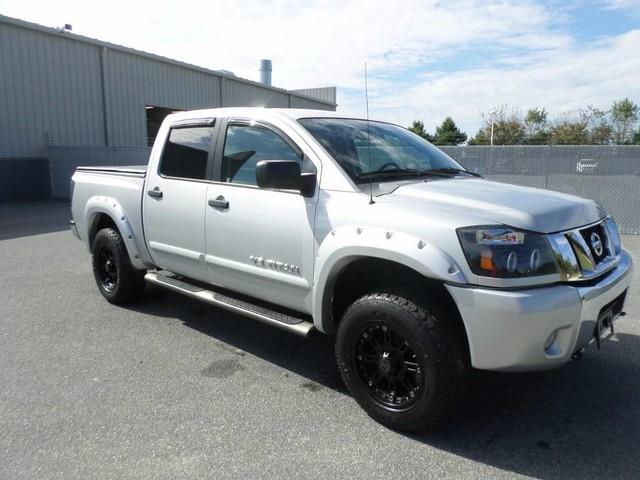 2011 nissan titan sv 4x4 sv 4dr crew cab swb pickup for sale in milford, delaware