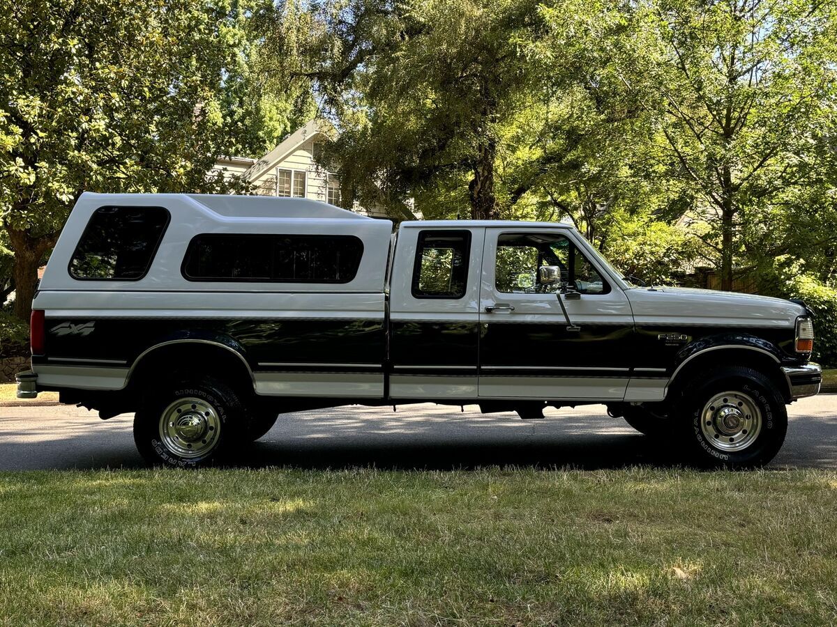 1994 ford f-250 xlt extra cab 4x4 5-speed 7.3l power stroke diesel v8 141k miles