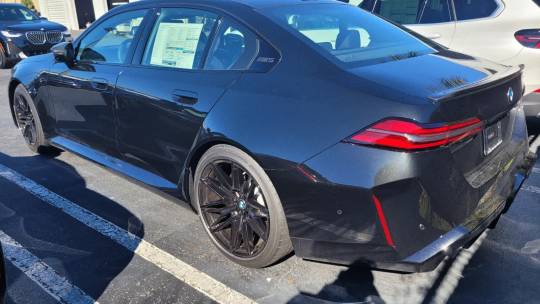 2025 BMW M5