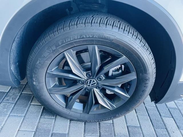 2024 volkswagen tiguan 2.0t se