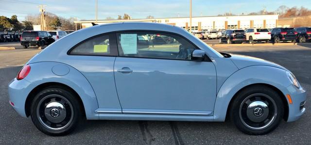 2013 volkswagen beetle 2.5l pzev 2.5l pzev 2dr coupe 6a for sale in hyannis, massachusetts