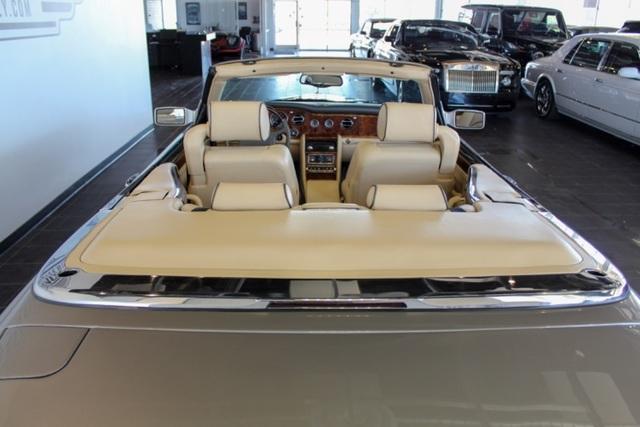 2001 rolls-royce corniche