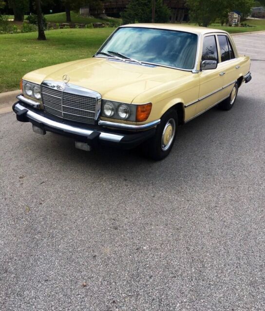 1976 mercedes-benz 450 se yellow rwd automatic