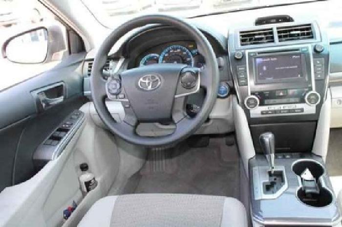 2013 toyota camry hybrid hybrid le in los angeles, ca