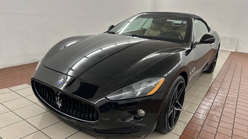 2013 maserati granturismo base