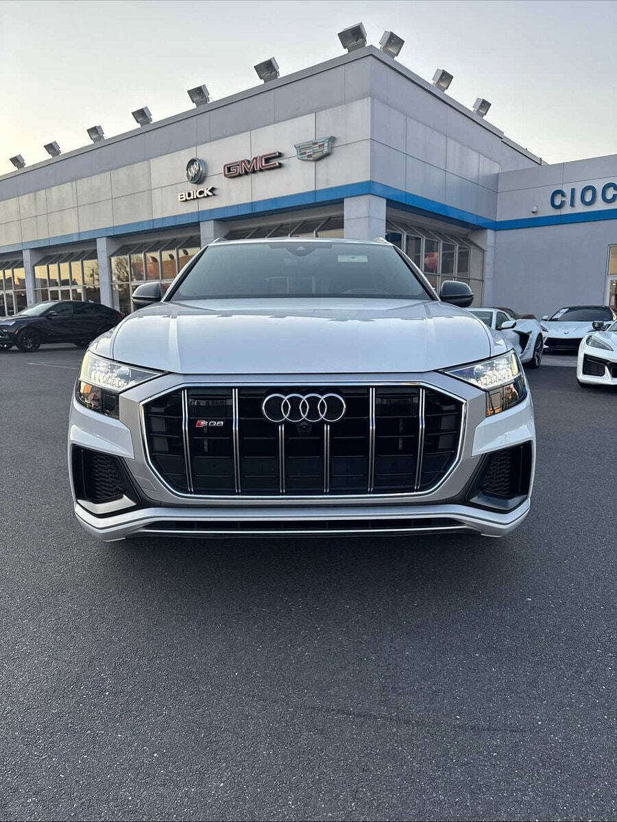 2023 audi sq8 prestige