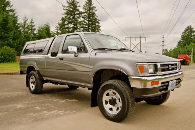 1993 toyota pickup 4x4 sr5 extra cab v-6 low miles power pack like new