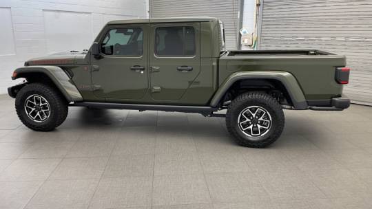 2024 Jeep Gladiator