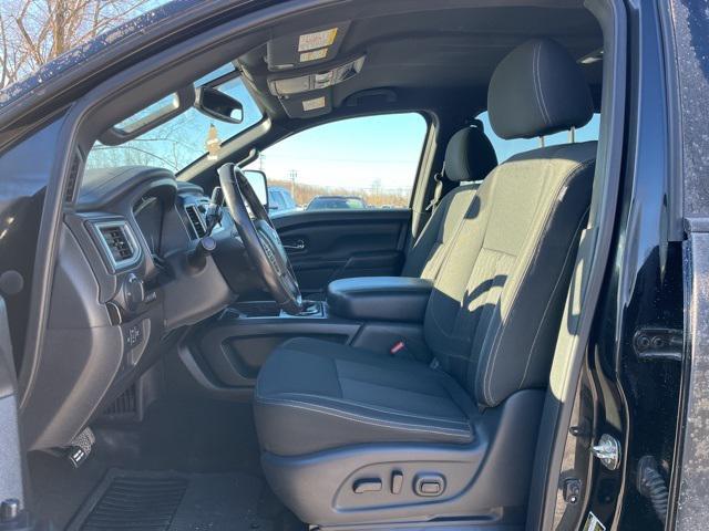2018 nissan titan xd sv