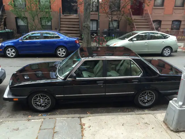 1988 bmw 535i e28 schwarz / pearl beige manual