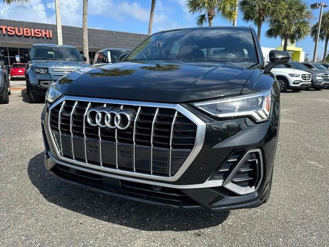 2022 audi q3 45 s line premium