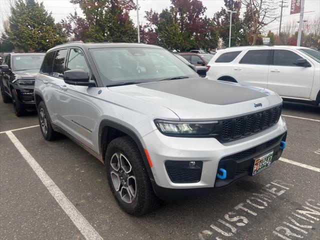 2023 jeep grand cherokee 4xe trailhawk
