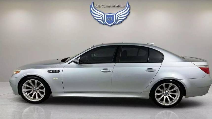 2006 bmw m5 base