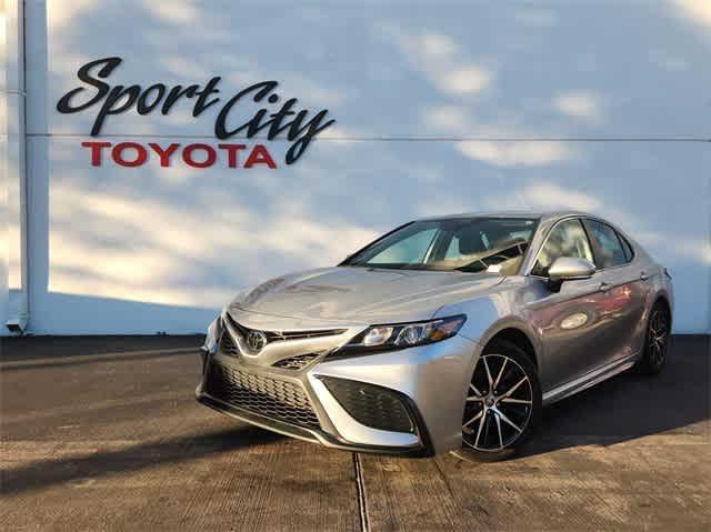 2023 toyota camry se