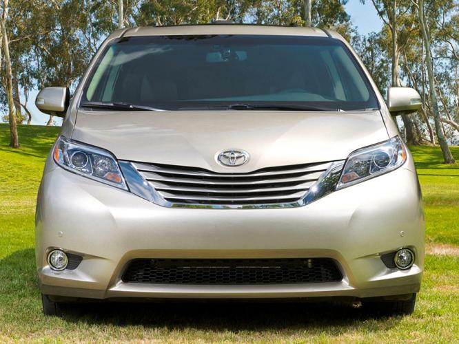 2015 toyota sienna limited 7-passenger limited 7-passenger 4dr mini-van for sale in honolulu, hawaii