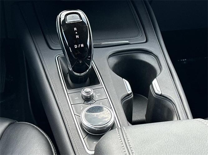 cpo 2022 cadillac xt4 premium luxury