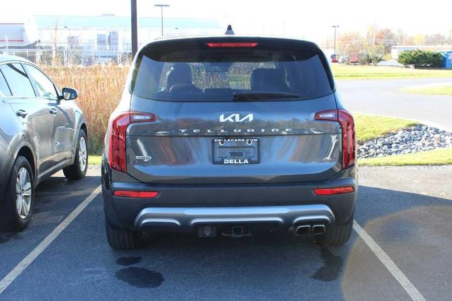 2022 kia telluride s