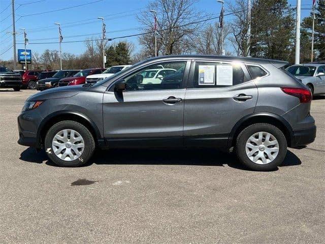 2019 nissan rogue sport s in howell, michigan