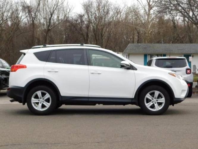 2013 toyota rav4 xle awd xle 4dr suv for sale in cheshire, connecticut