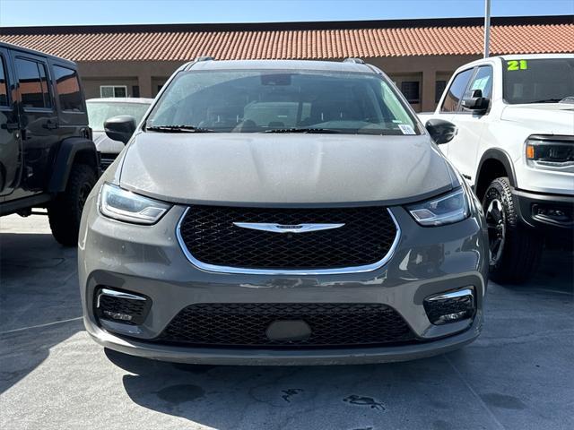 2022 chrysler pacifica touring l