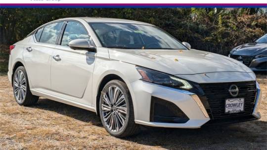 2025 Nissan Altima