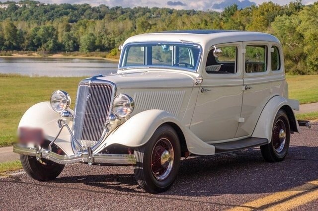 1934 ford deluxe