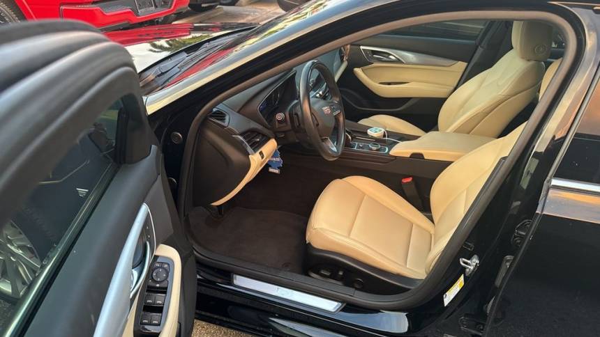 2021 cadillac ct5 luxury