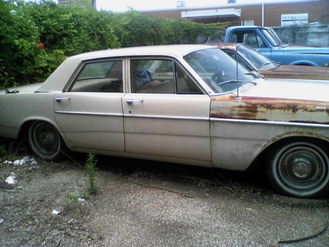 1966 ford 500 galaxy engine 289 needs to be rebuilt 4dr car 2500. or best offer