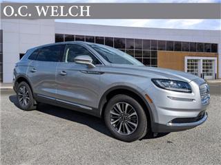2023 Lincoln Nautilus standard