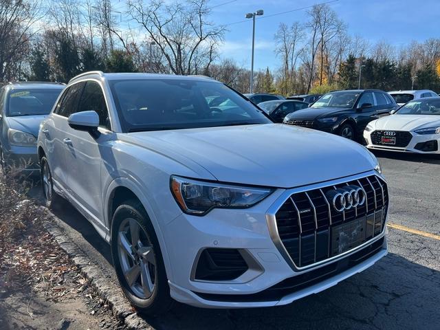 2022 audi q3 premium