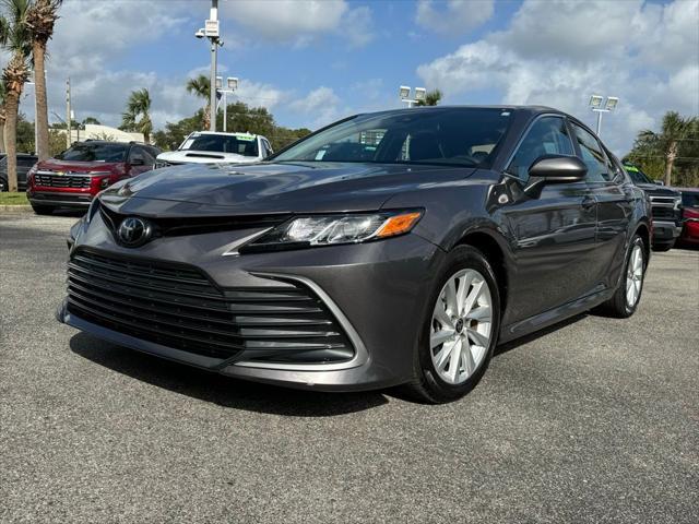 2023 toyota camry le