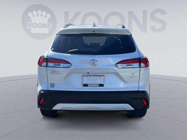 2024 toyota corolla cross le