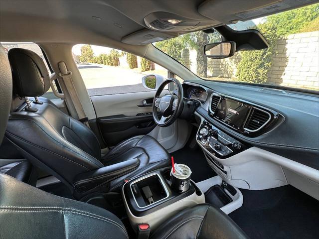 2022 chrysler pacifica hybrid touring l