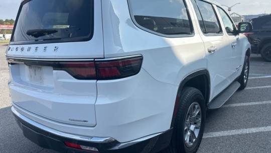 2022 Jeep Wagoneer