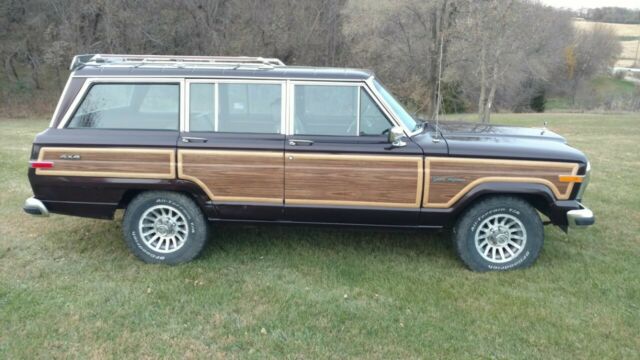 1990 jeep grand wagoneer, 53,000 miles, same family owned since new