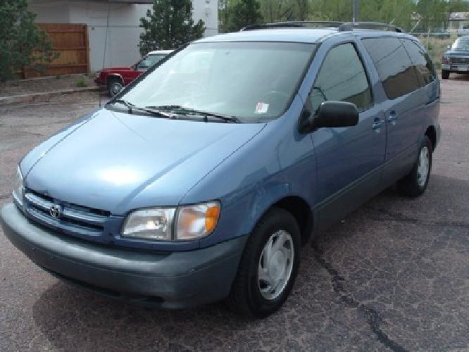 1999 toyota sienna van in colorado springs, co