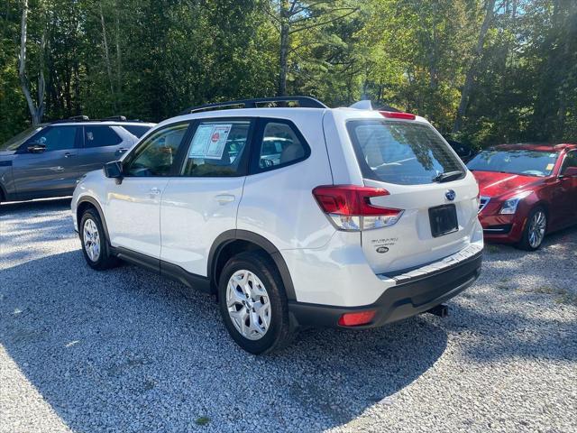 2021 subaru forester base