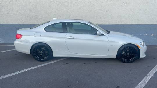 2011 BMW 3 series