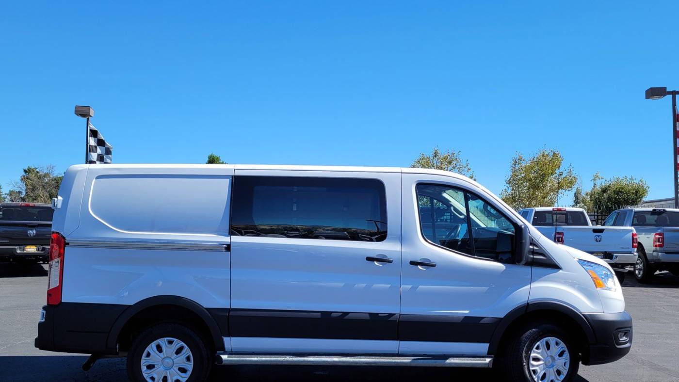 2021 ford transit 250