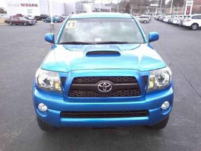 2011 toyota tacoma acccab in danville, va
