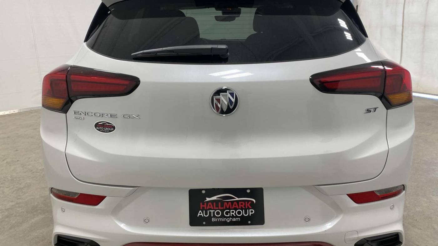 2022 buick encore gx essence